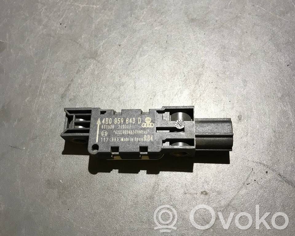 Airbagsensor Crashsensor Drucksensor   4B0959643D,270307,601526
