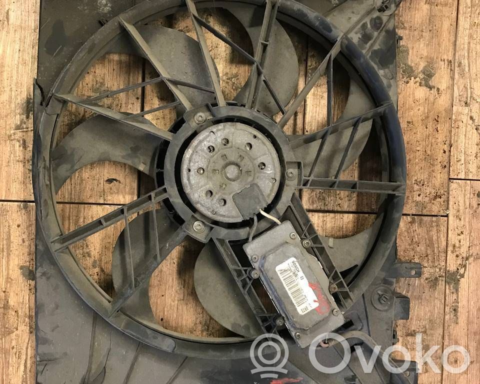 Volvo V70 Электрический вентилятор радиаторов 
