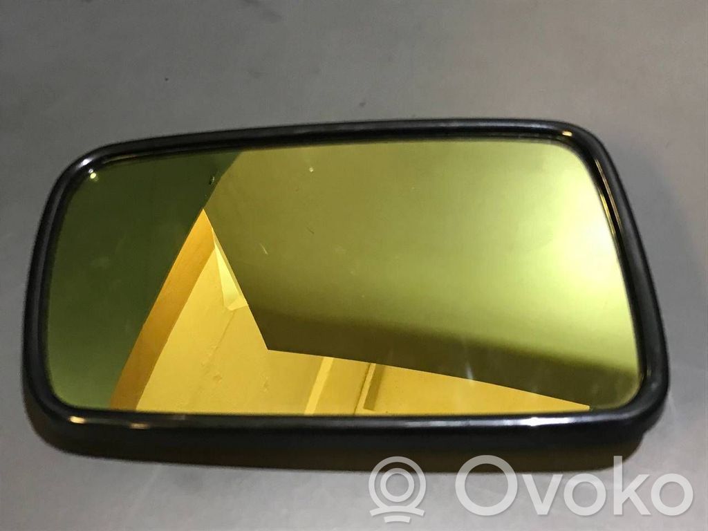 BMW 7 E65 E66 Veidrodėlio stiklas 