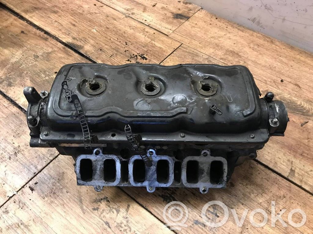 Engine head   HOL03,059E