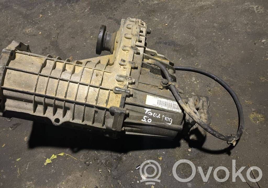 Volkswagen Touareg I Gearbox transfer box case 