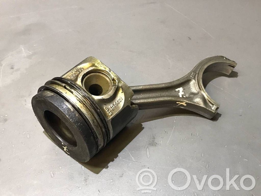 Audi A8 S8 D3 4E Piston with connecting rod 