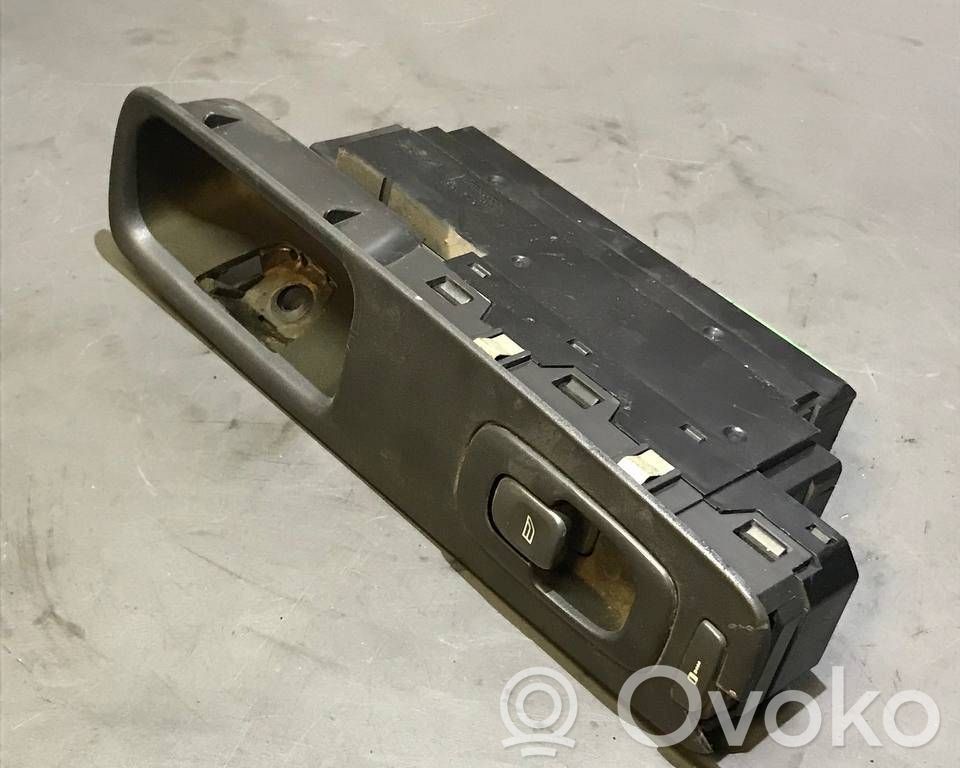 Electric window control switch   9452961,M0P41100325,00W41EW