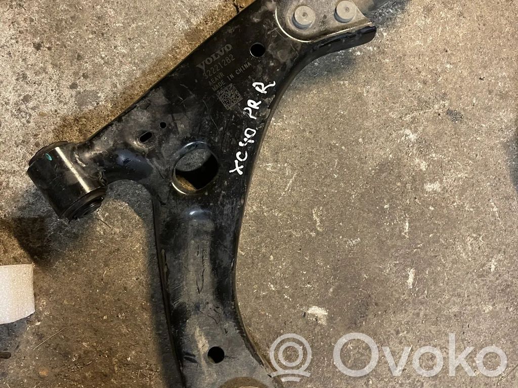 Volvo XC40 Dakša 