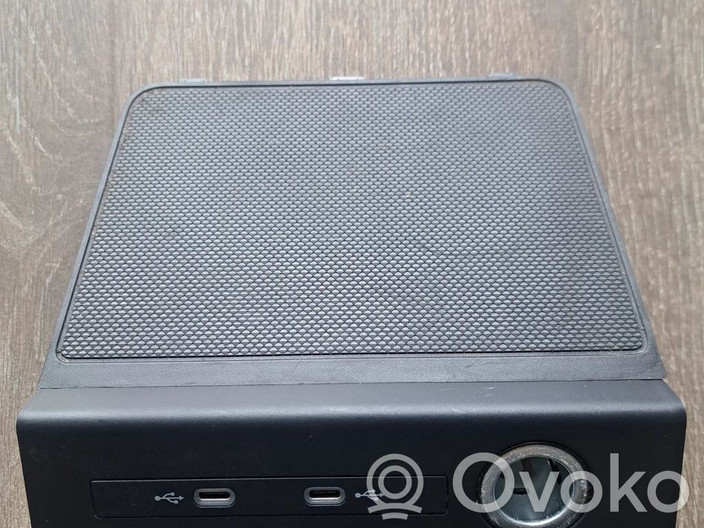 Audi Q4 e-tron USB socket connector 