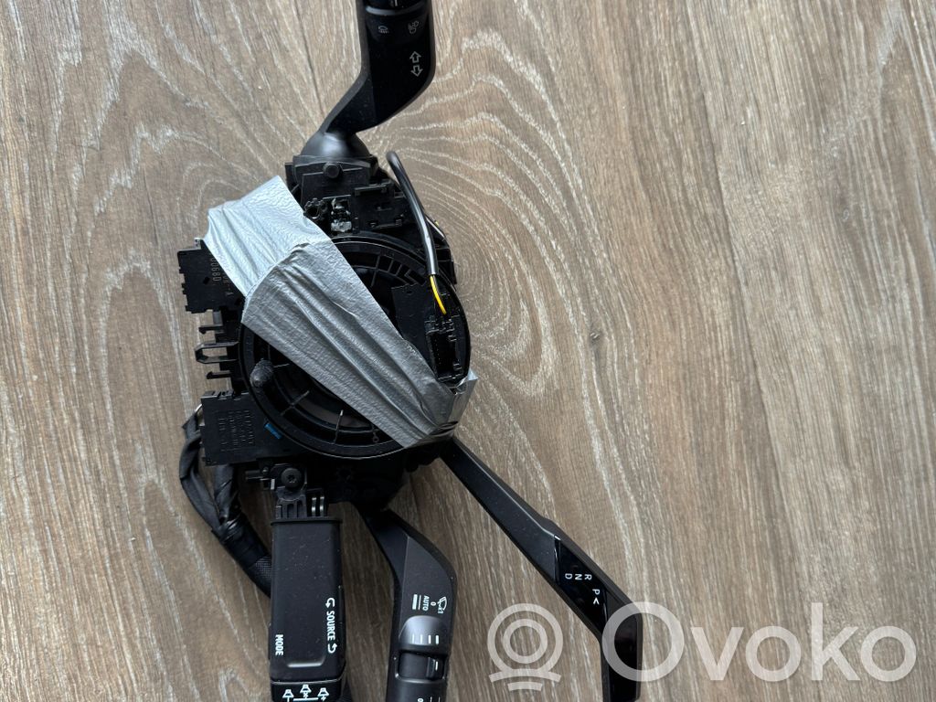 Renault Austral Indicator stalk 