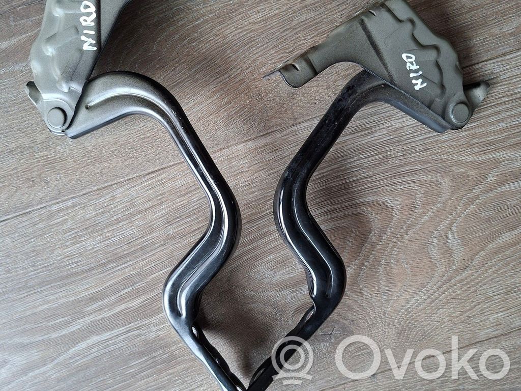 KIA Niro Dzinēja pārsega eņģe (-es) 