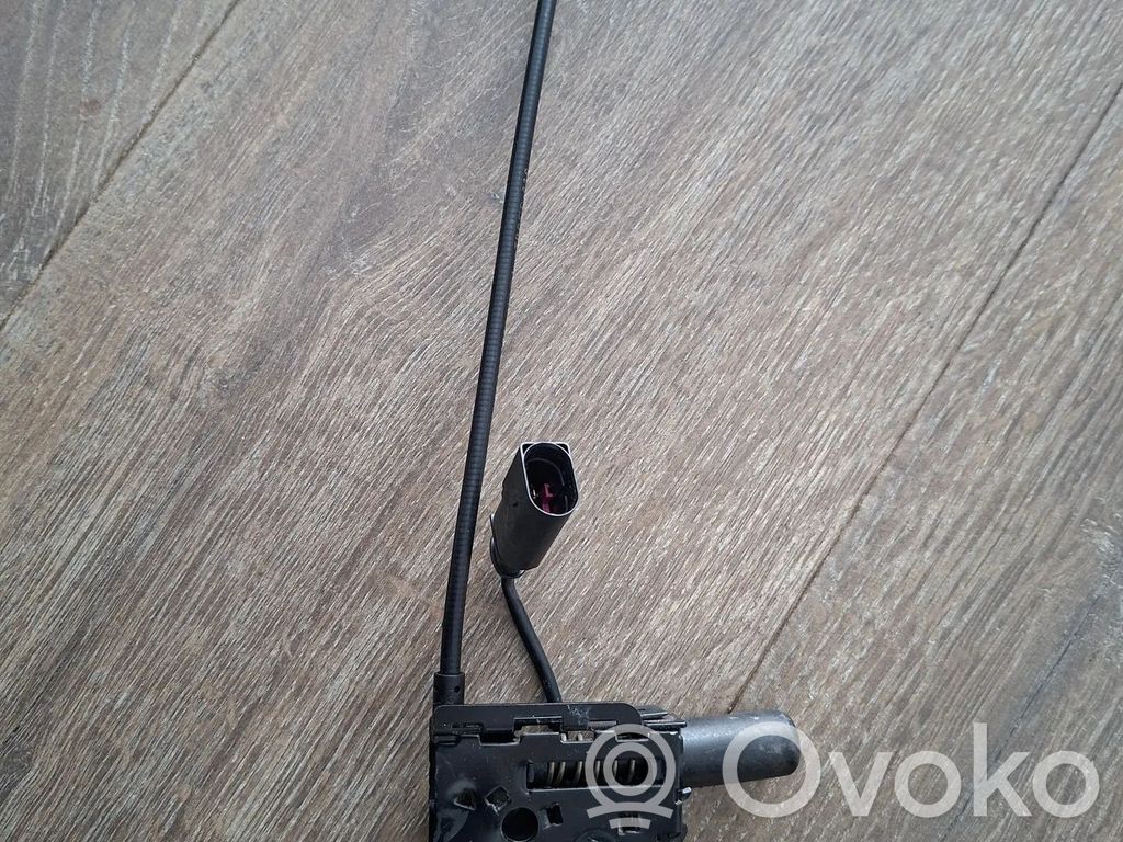 Audi A1 Engine bonnet/hood lock/catch 