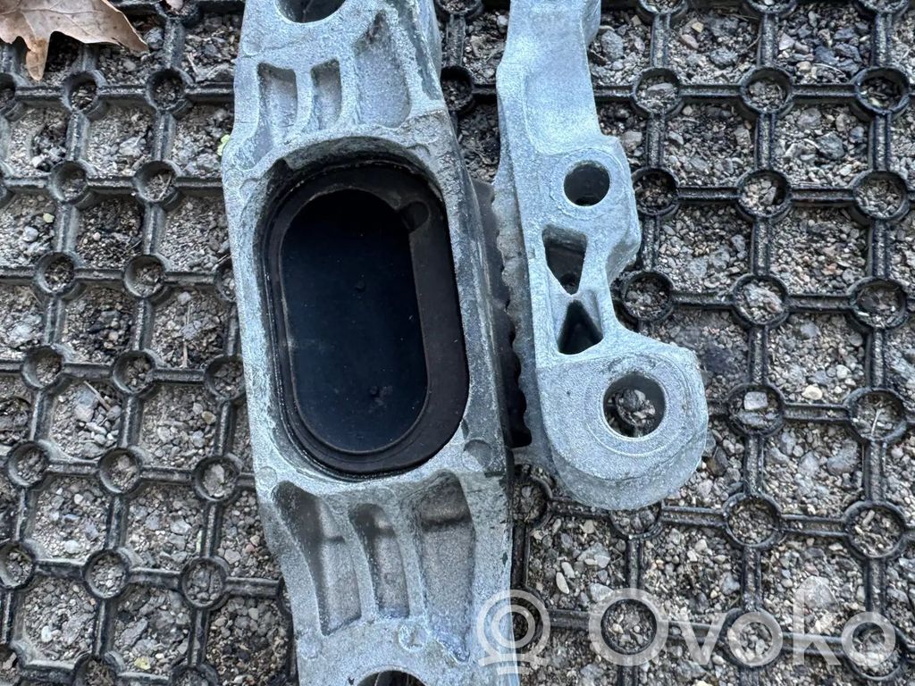 Ford Kuga III Engine mount bracket 
