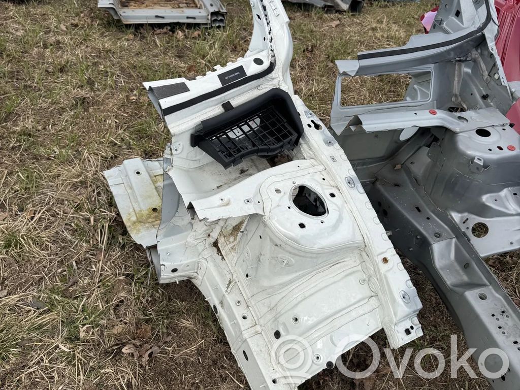 Mercedes-Benz GLA W156 X156 Передняя четверть 