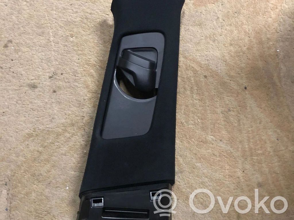 Lexus NX Otros repuestos del interior 