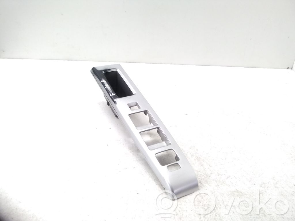 Mazda 5 Other front door trim element 