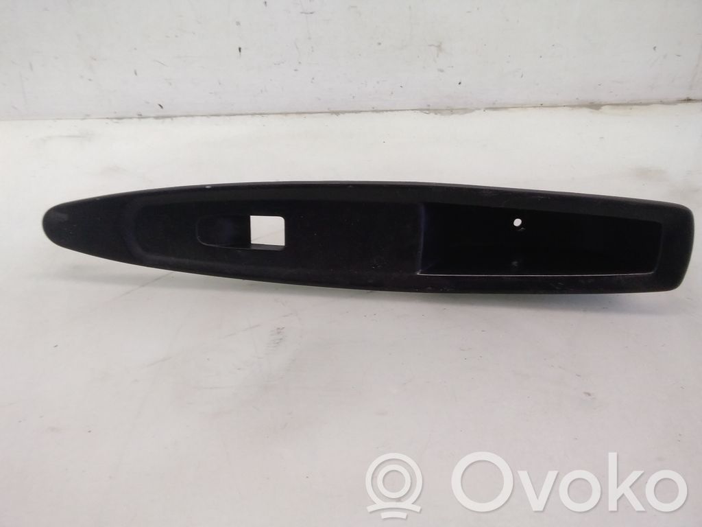 Citroen C4 I Front door window switch trim 