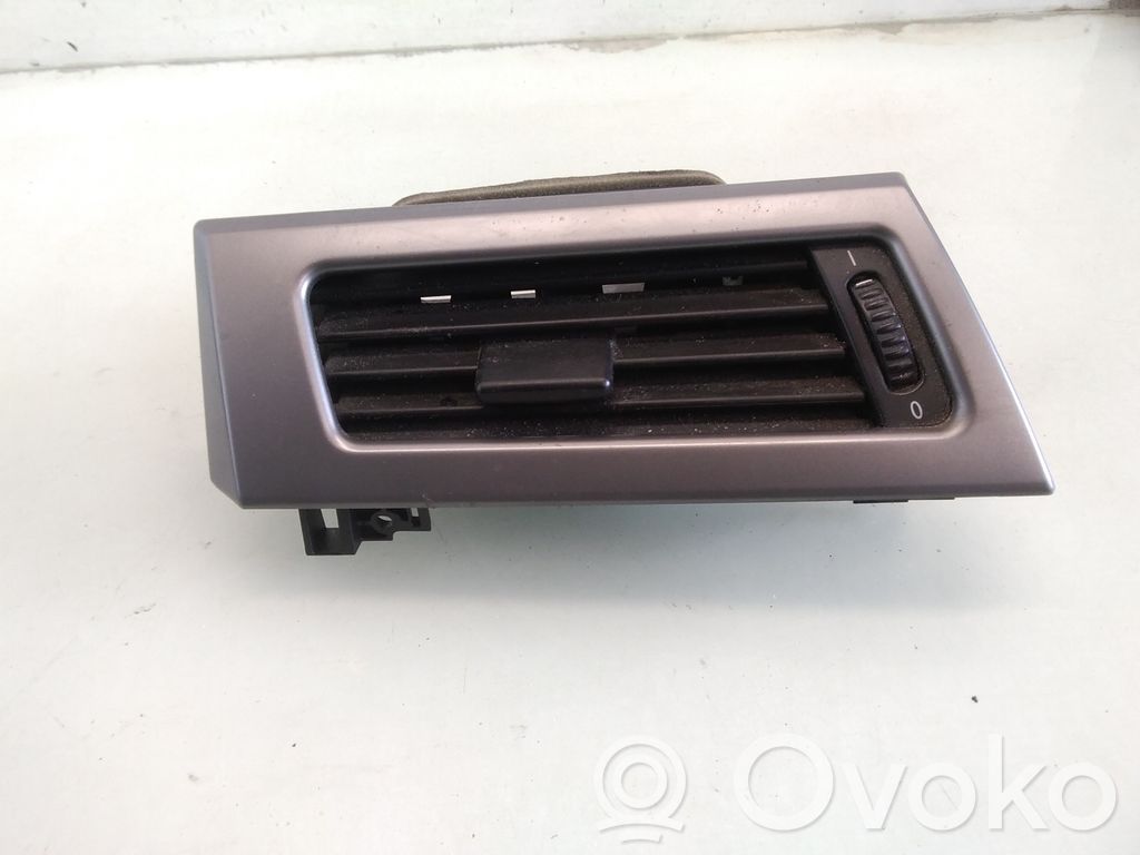 BMW 5 E60 E61 Dashboard side air vent grill/cover trim 