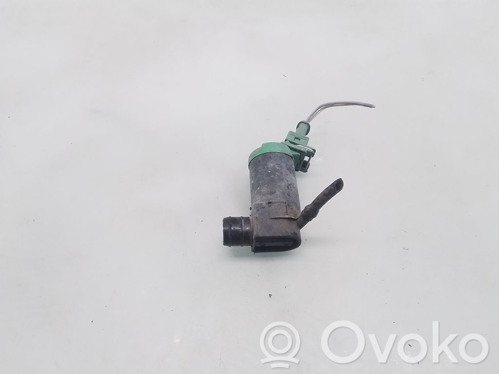 Windscreen/windshield washer pump
