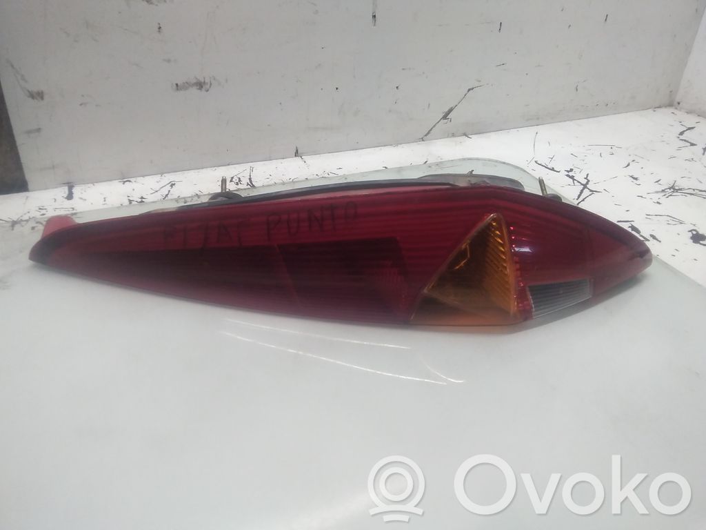 Fiat Punto (188) Lampa tylna 