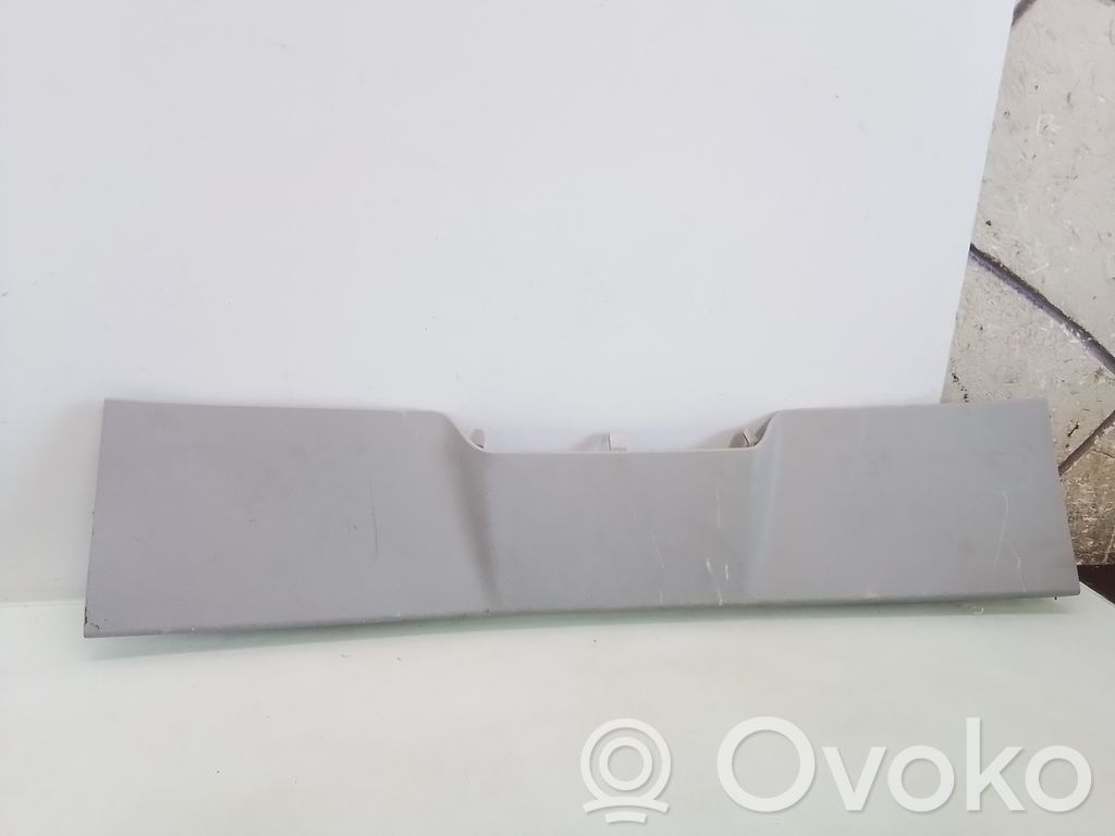 Opel Zafira B Muu vararenkaan verhoilun elementti 