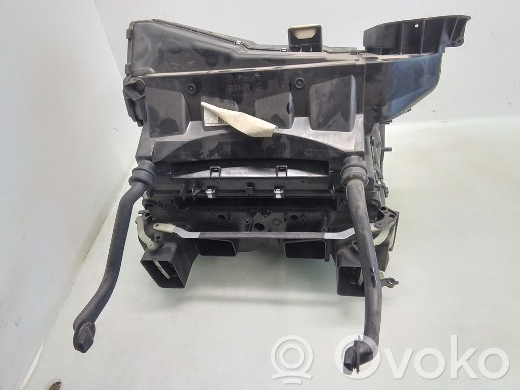 Mercedes-Benz E W211 Obudowa nagrzewnicy 