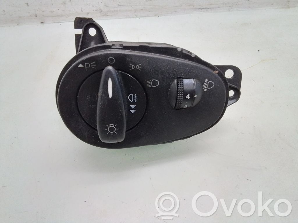 Ford Focus Light switch 