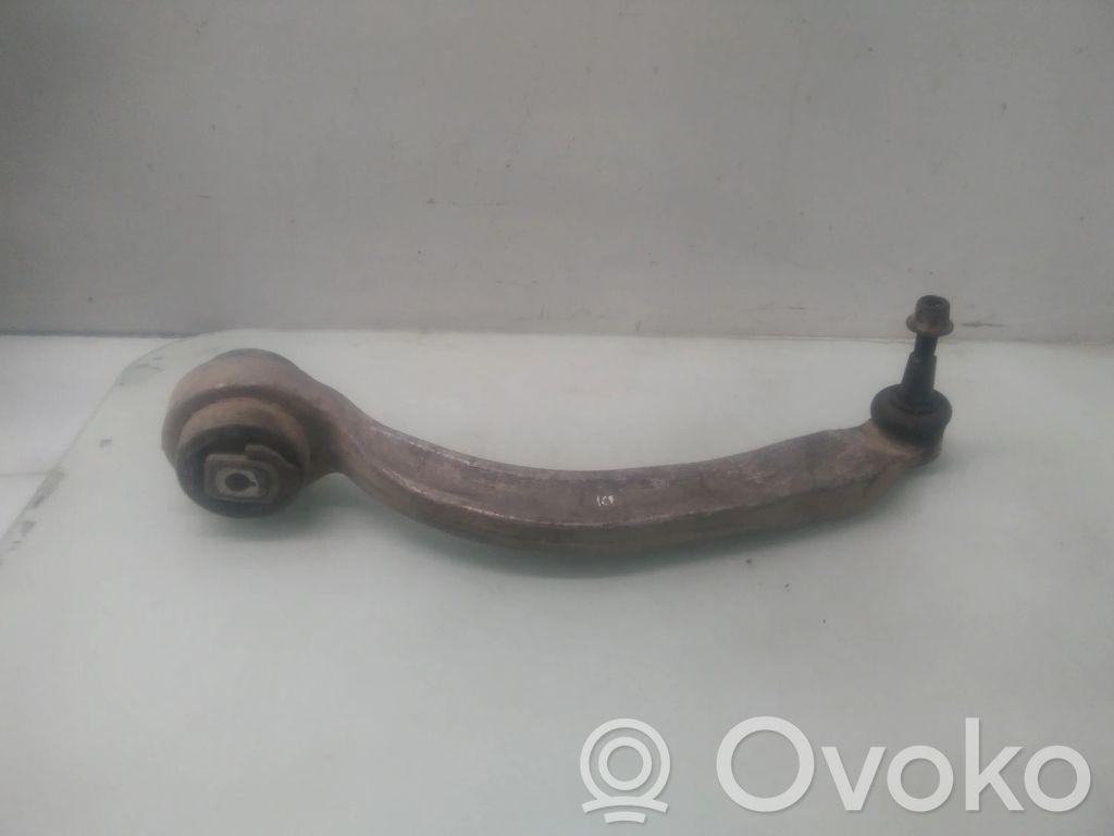Querlenker Achsschenkel vorne   4D0407183