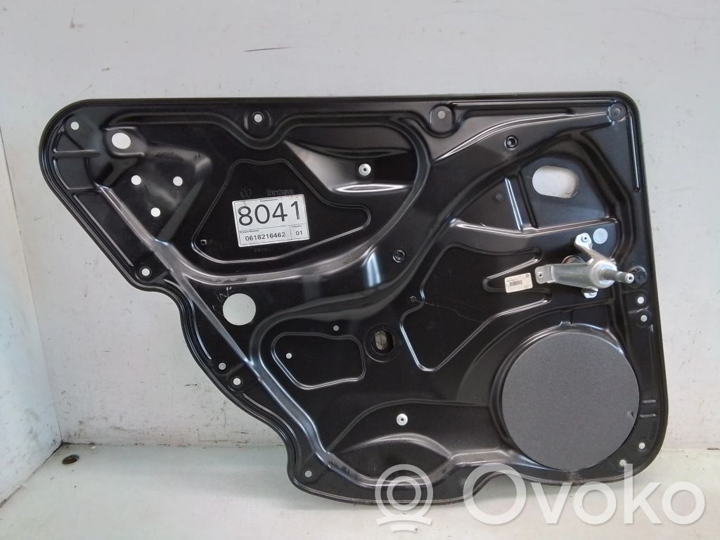 Volkswagen PASSAT B6 Ręczny podnośnik szyby drzwi tylnych 