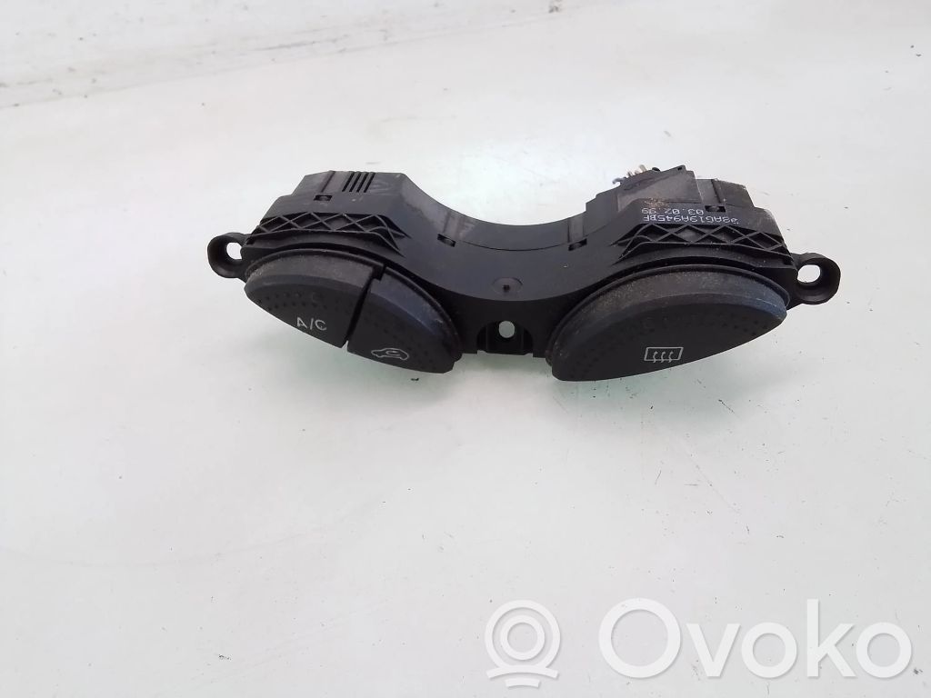 Ford Focus Windscreen/window heater switch 