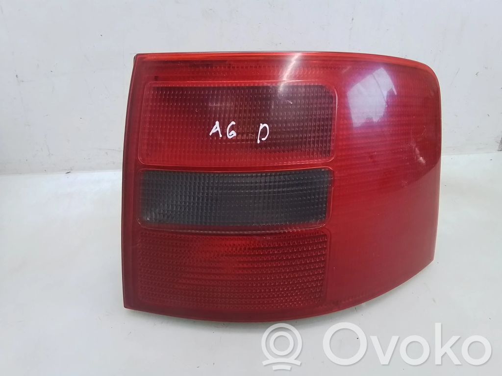 Audi A6 S6 C5 4B Lampa tylna 