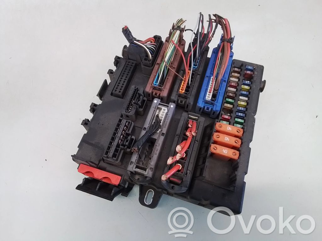 Módulo de fusible   460023260,13189928