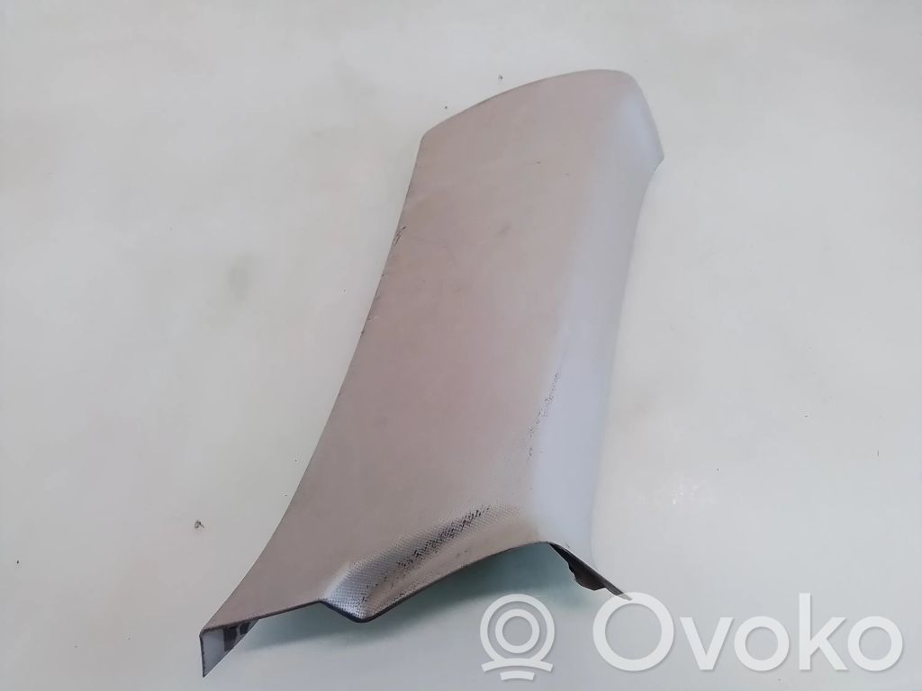 Subaru Outback Pilar (D) (superior) 