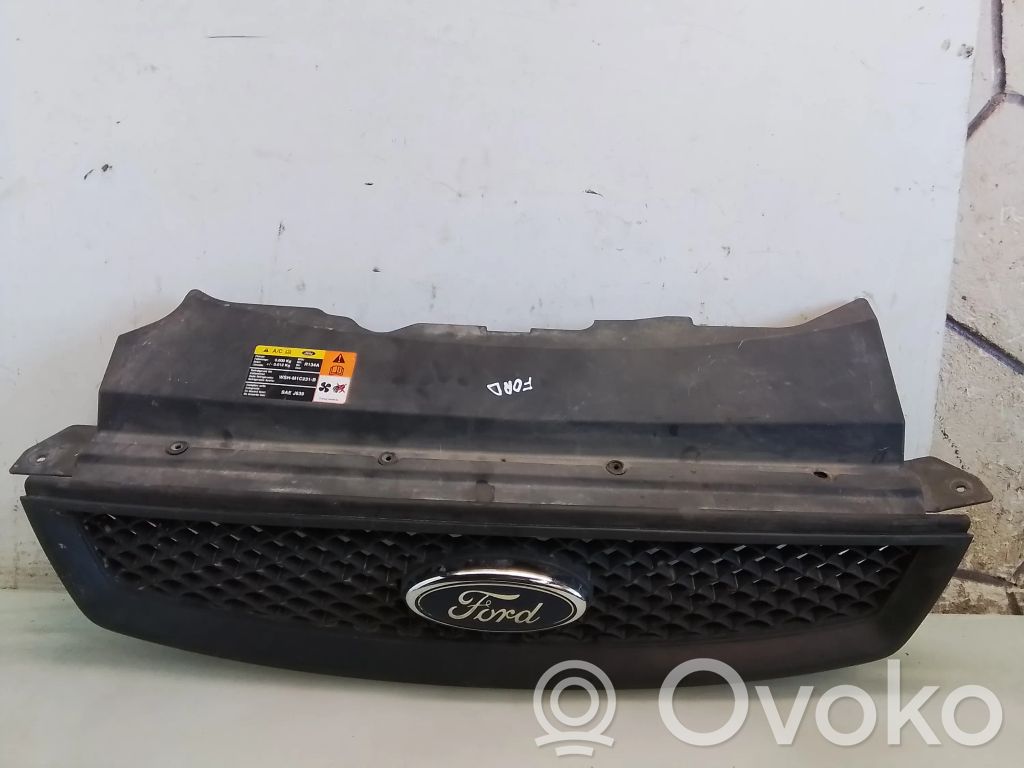 Ford Focus Augšējais režģis 