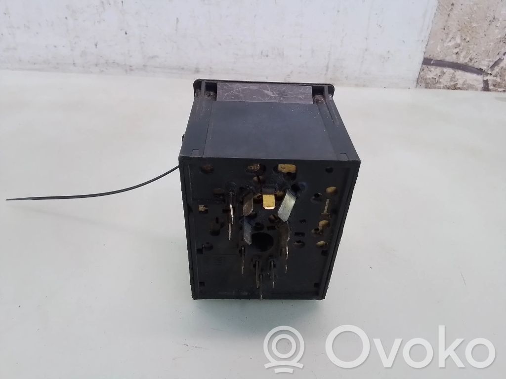Opel Astra G Light switch 