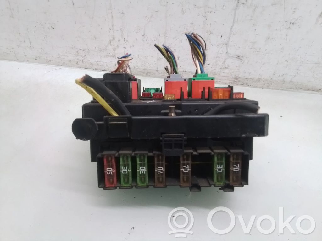 Peugeot 307 Fuse module 