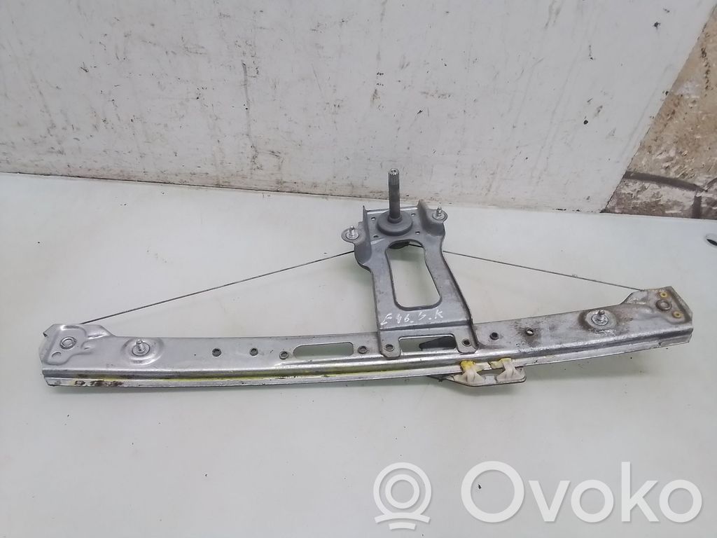 Regulador manual de la ventanilla trasera   7011205