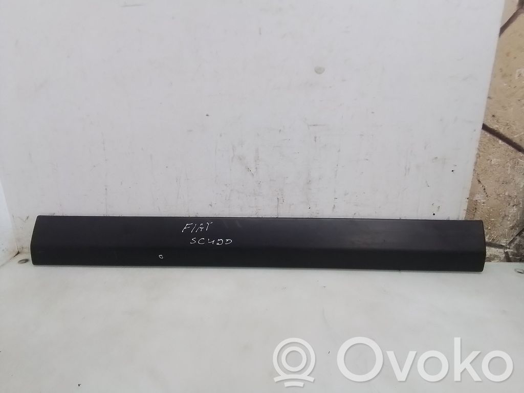 Fiat Scudo Apdaila slankiojančių durų (moldingas) 