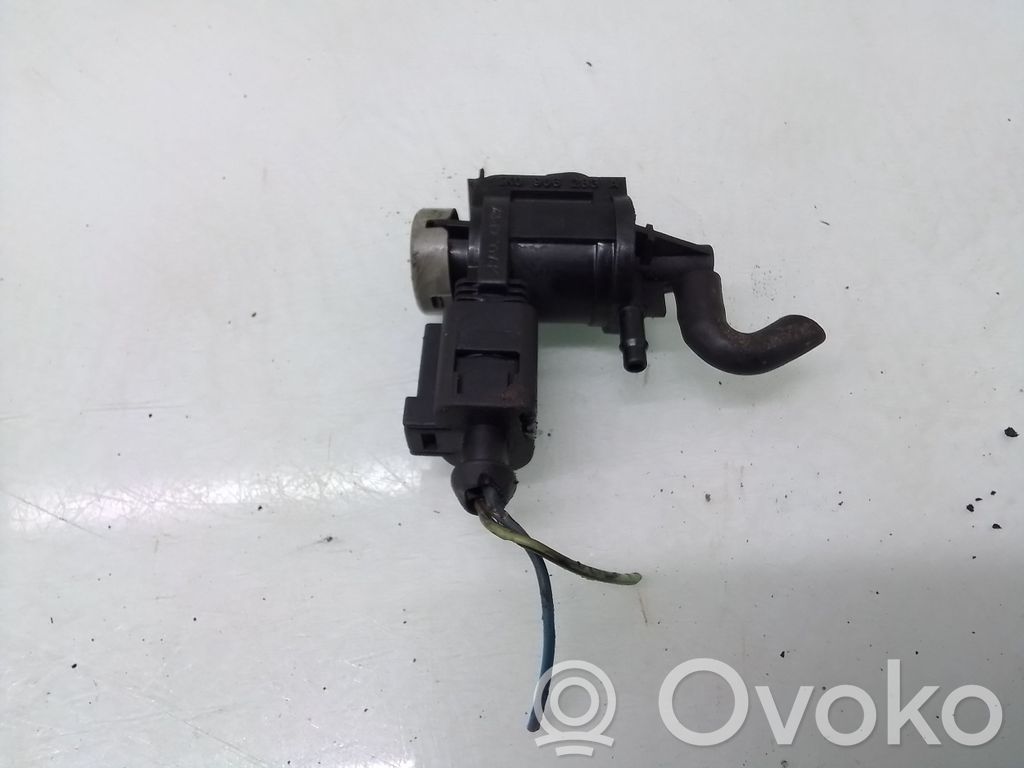 Volkswagen PASSAT B6 Electroválvula del turbo 