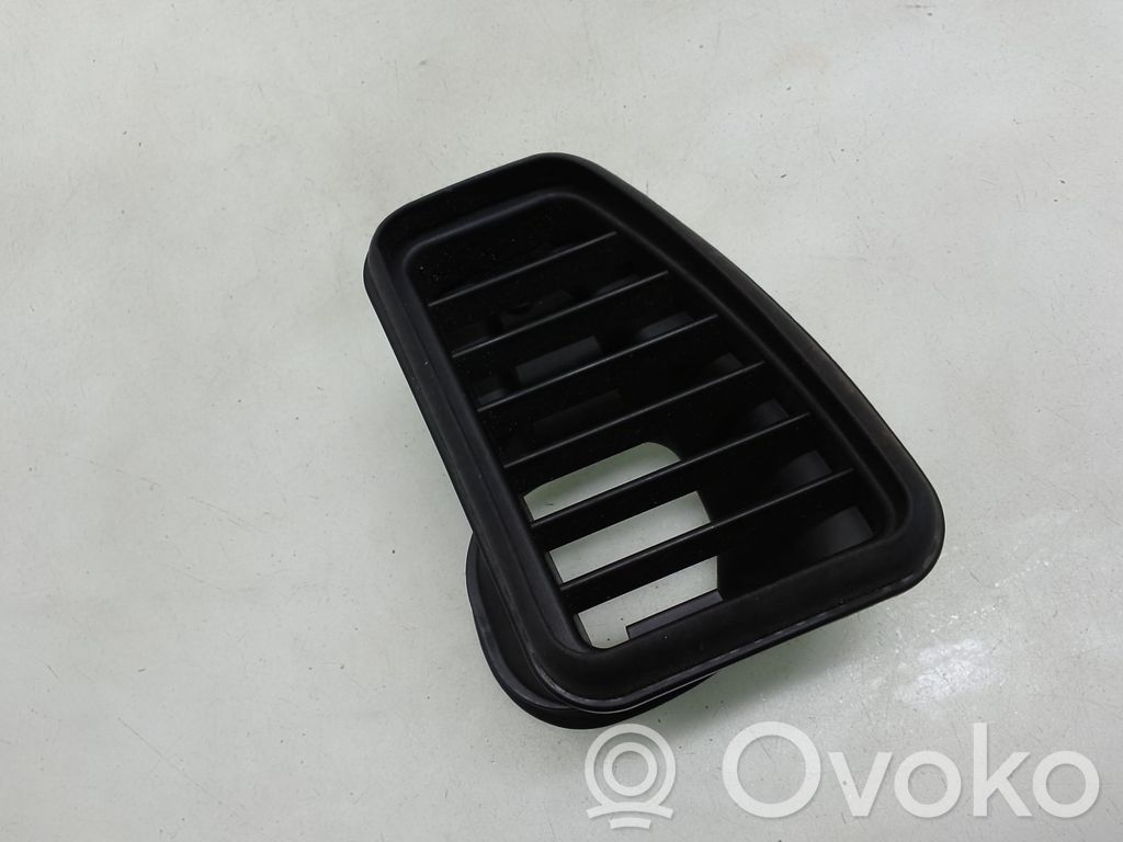 Audi A8 S8 D2 4D Šoninės oro grotelės 
