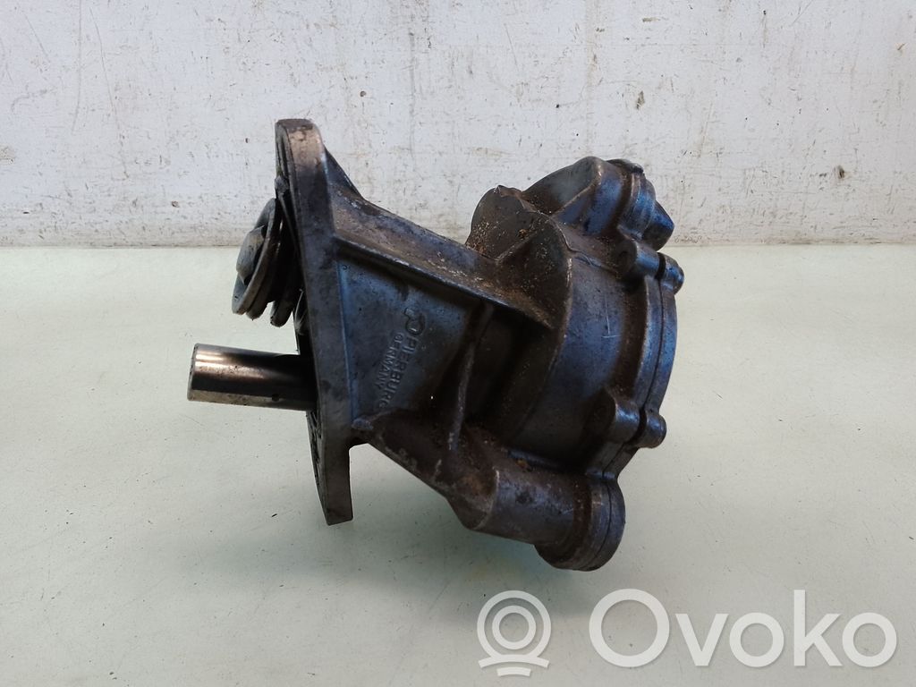 Volvo V70 Pompă vacuum 