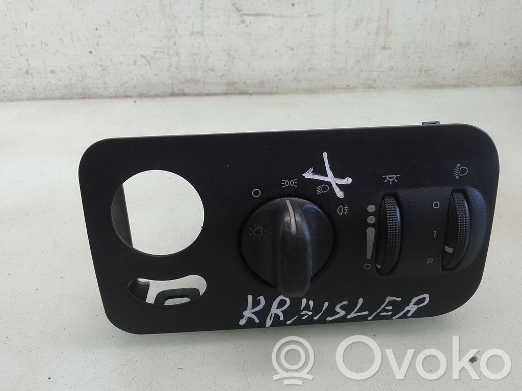 Chrysler Voyager Light switch 