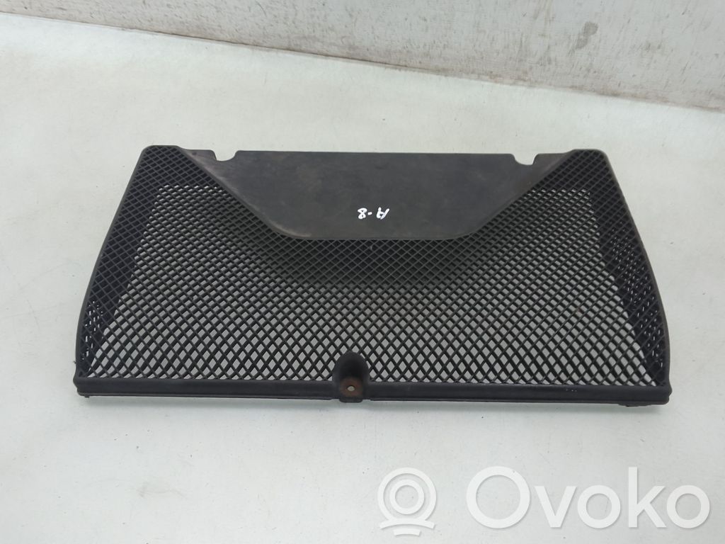 Audi A8 S8 D2 4D Muu moottoritilan osa 