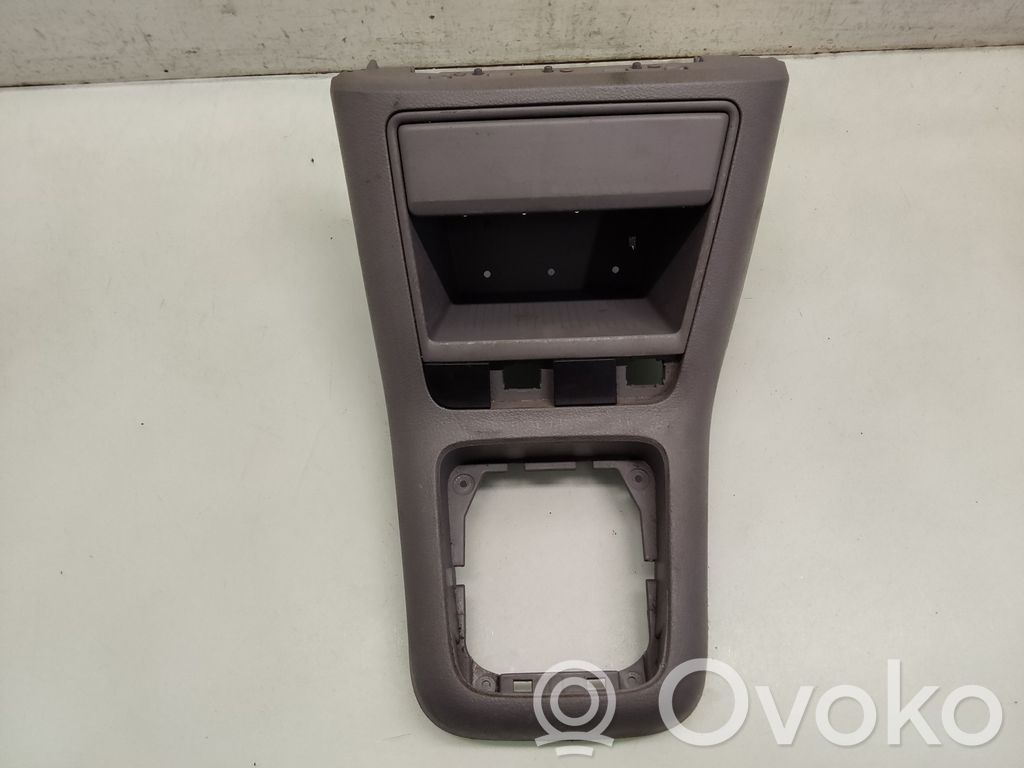 Volkswagen Golf Plus Contour de levier de vitesses 