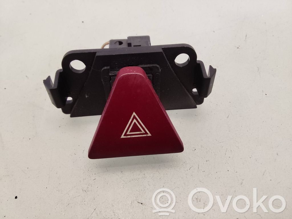 Peugeot 307 Hazard light switch 