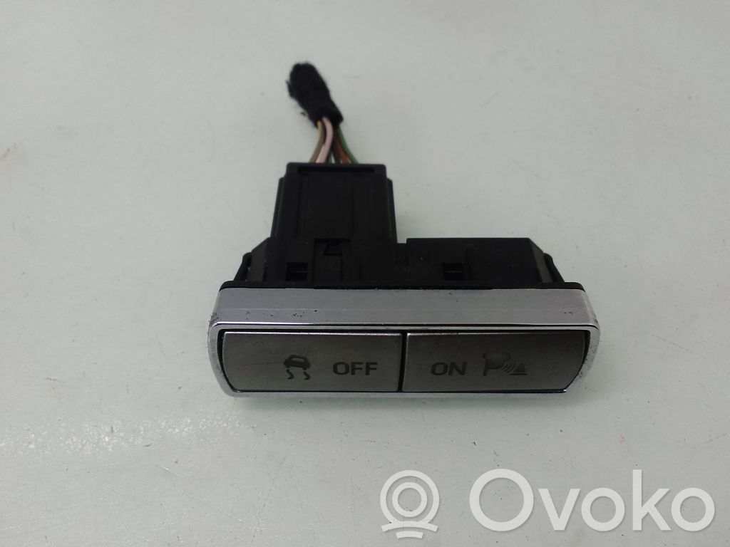 Traction control (ASR) switch   6M2T2C418