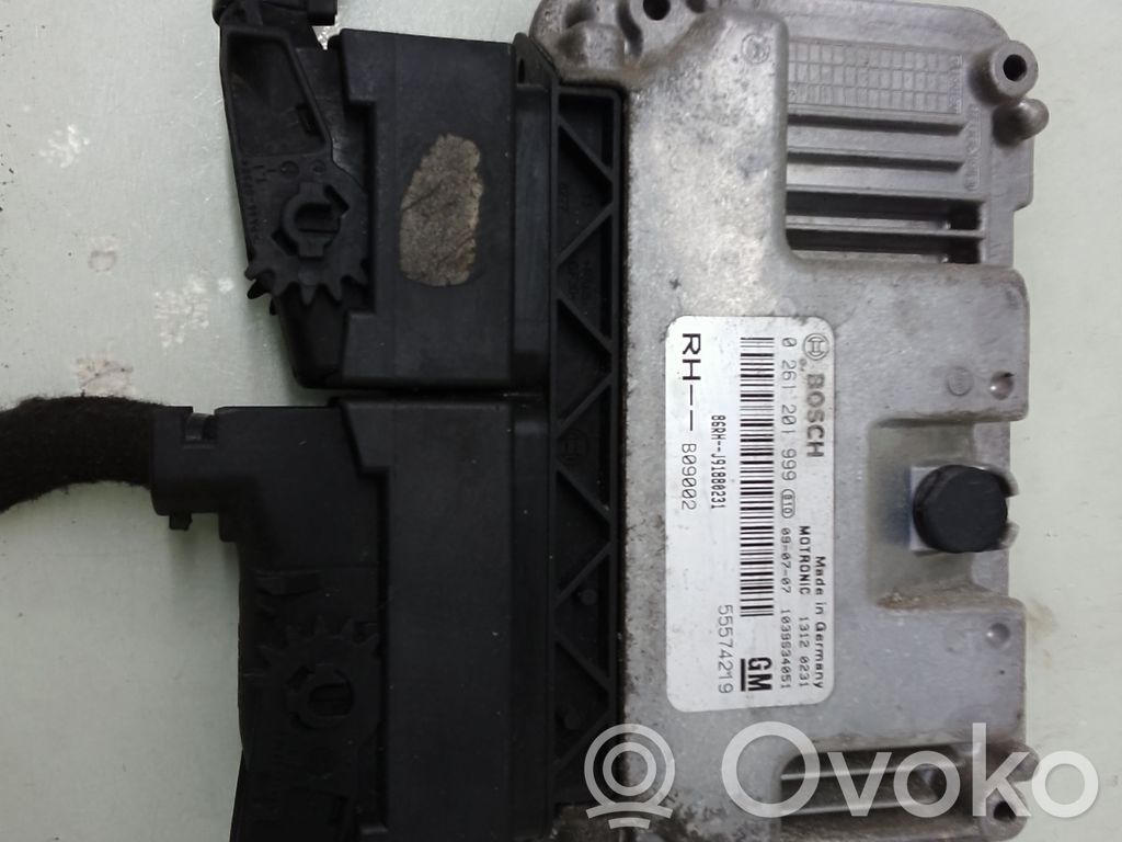 Opel Insignia A Engine control unit/module 