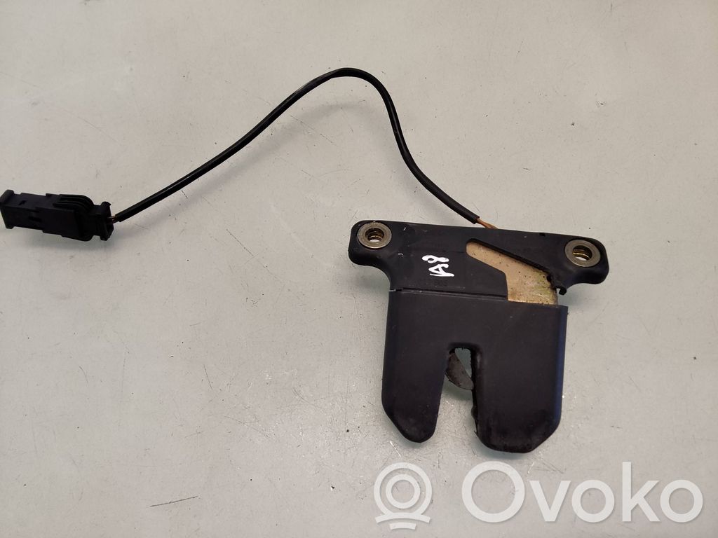 Tailgate/trunk/boot lock/catch/latch   827505