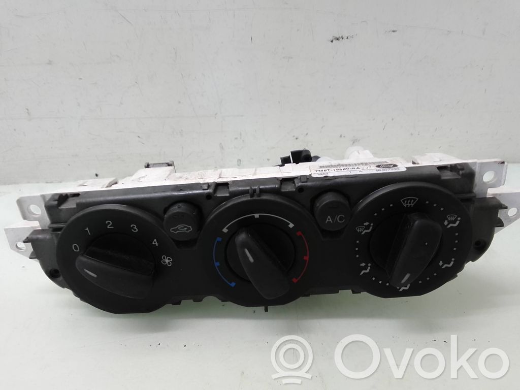 Climate control unit   7M5T19980BA