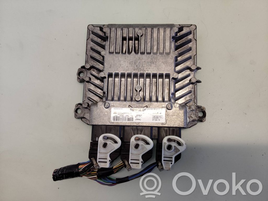 Ford Focus C-MAX Engine control unit/module 