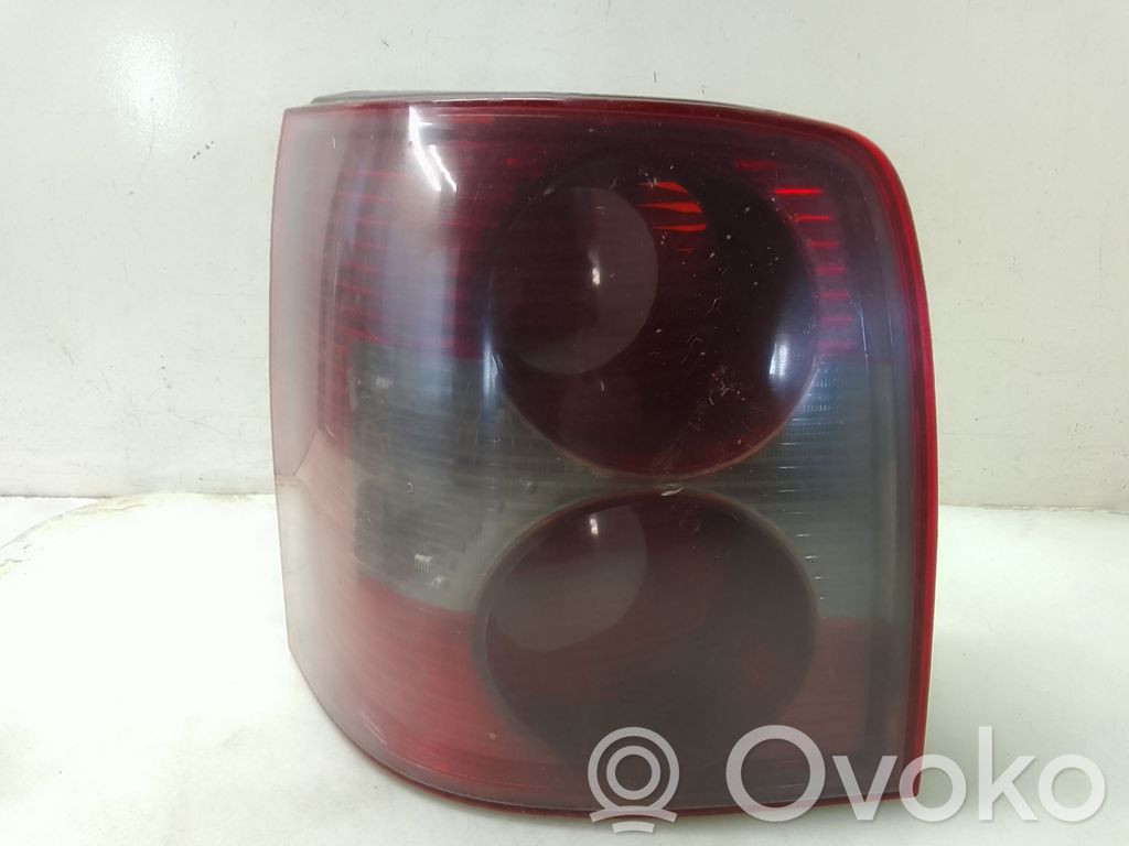 Volkswagen PASSAT B5.5 Lampa tylna 