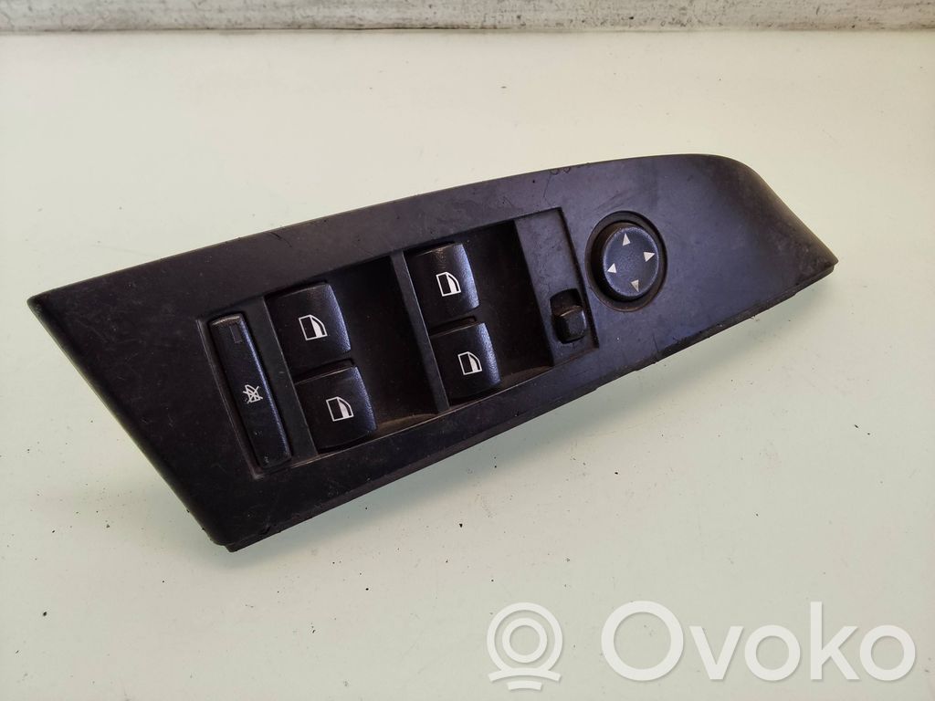 BMW 5 E60 E61 Interruttore di controllo dell’alzacristalli elettrico 