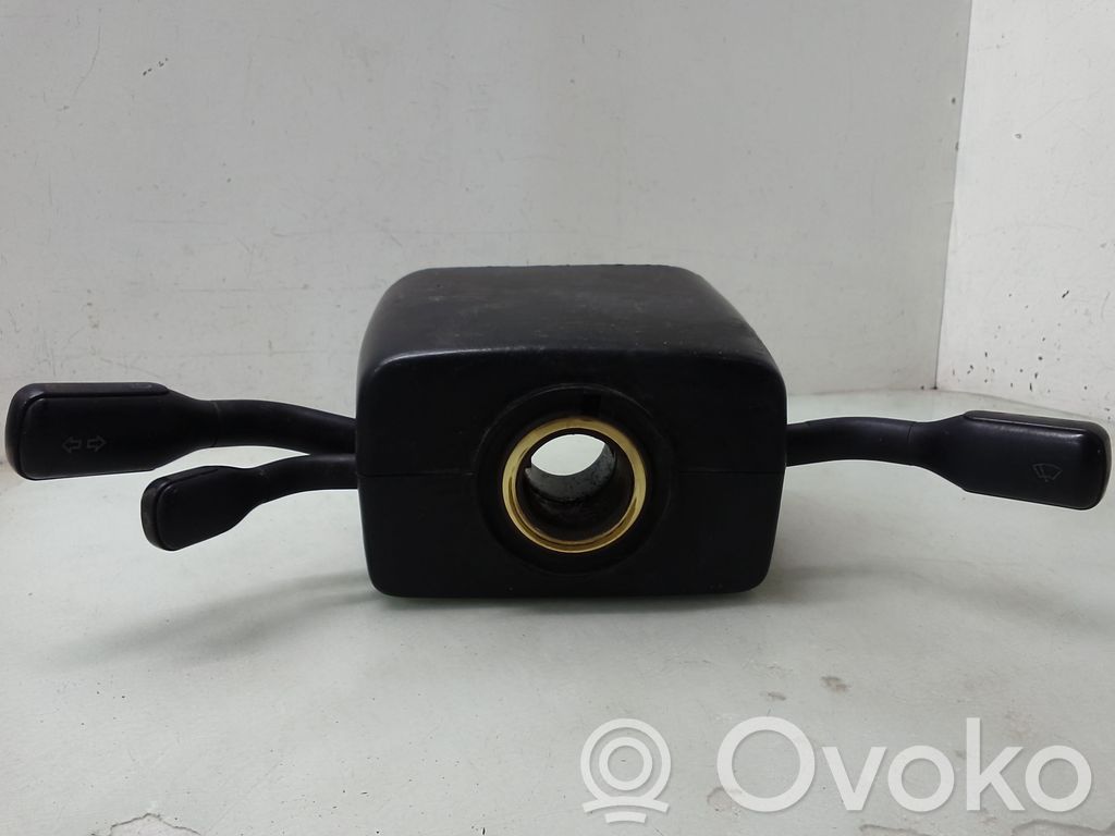Audi 80 90 S2 B4 Leva/interruttore dell’indicatore di direzione e tergicristallo 