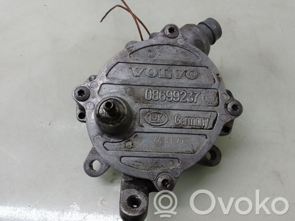 Volvo V70 Pompă vacuum 